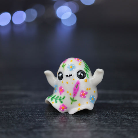 Garden Spoop Figurine