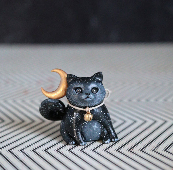 Moon Kitty 2 Figurine