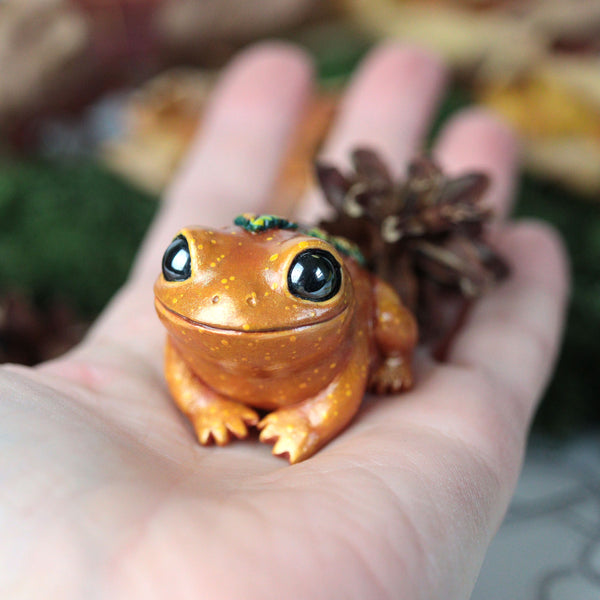 Fall Frog Figurine Set